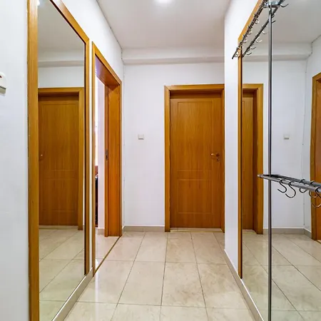 Appartement Sunny In The Center Of For 5guests Varna