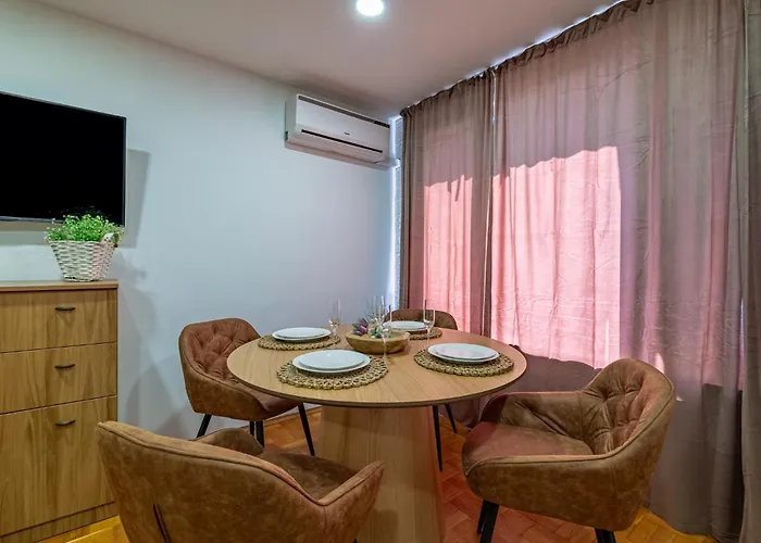 Sunny In The Center Of For 5guests